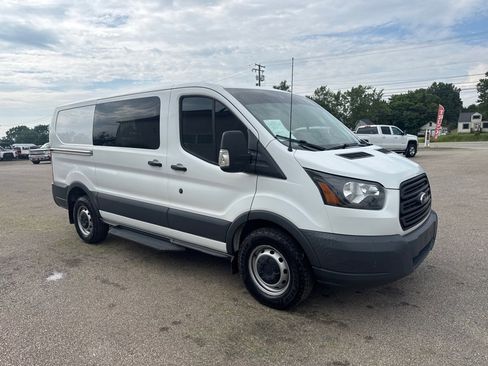 Used 2018 Ford Transit 250 T-250 image 4