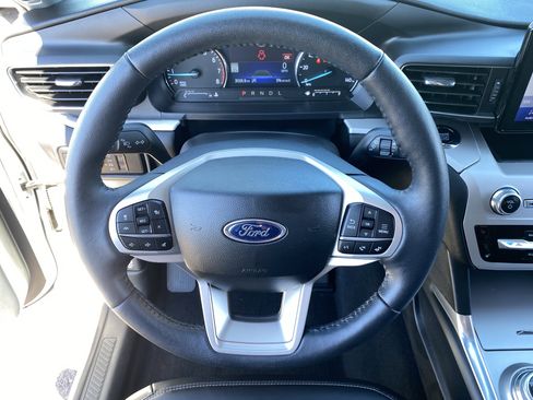 Used 2023 Ford Explorer XLT w/ Equipment Group 202A image 26