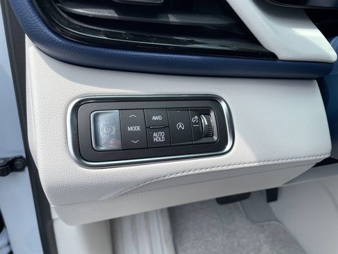 New 2026 Buick Enclave Avenir w/ Super Cruise Package AWD/4WD image 22