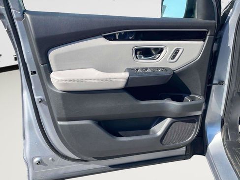 Used 2023 Honda Pilot Touring image 55