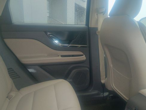 Used 2022 Lincoln Corsair AWD w/ Equipment Group 101A image 13