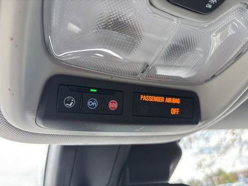 Used 2022 Chevrolet TrailBlazer LS AWD/4WD image 23
