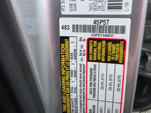 Used 2020 Toyota Tacoma TRD Sport image 7