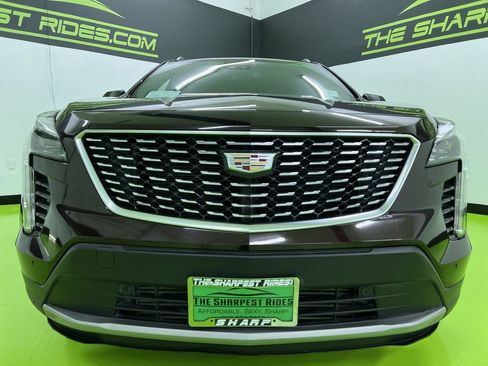 Used 2020 Cadillac XT4 Premium Luxury FWD image 3