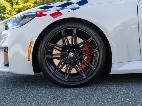 Used 2025 BMW M2 w/ Lighting Package image 9