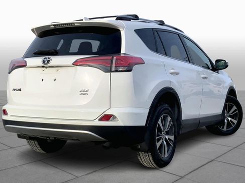 Used 2018 Toyota RAV4 XLE image 13