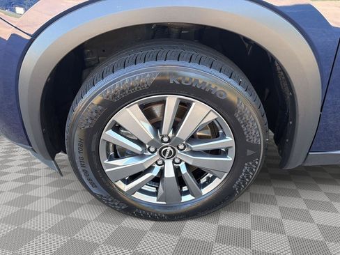 Used 2025 Nissan Pathfinder SV AWD/4WD image 24