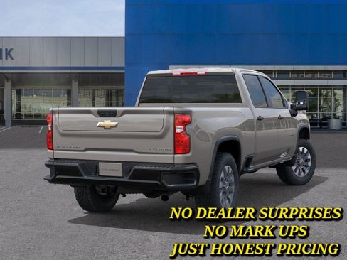 New 2026 Chevrolet Silverado 2500 Custom w/ Custom Value Package AWD/4WD image 4