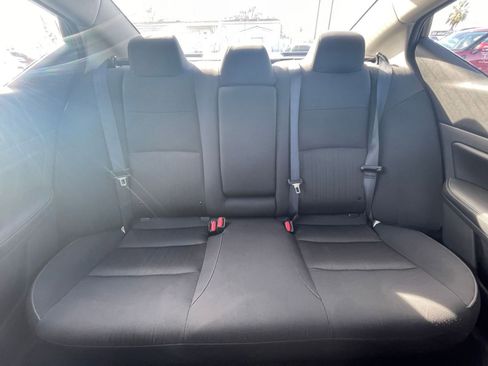 Used 2025 Nissan Altima 2.5 SV image 33