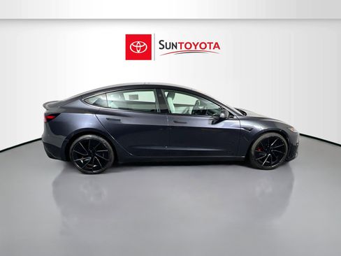 Used 2024 Tesla Model 3 Performance image 2
