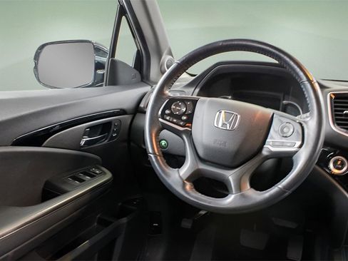 Used 2022 Honda Pilot Touring image 14