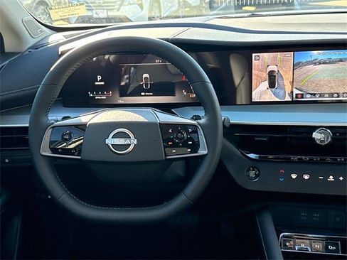 New 2026 Nissan Murano SL image 14