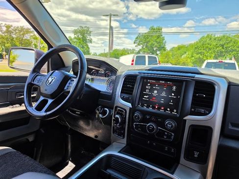 Used 2018 RAM 1500 Big Horn AWD/4WD image 13