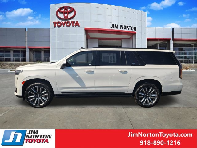 Used 2022 Cadillac Escalade ESV Sport Platinum AWD/4WD image 5
