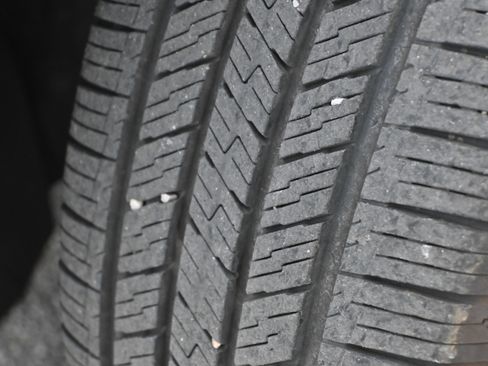 Used 2021 Nissan Rogue SV image 25