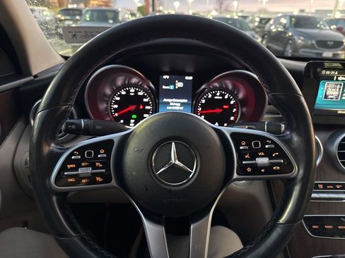 Used 2019 Mercedes-Benz C 300 4MATIC Sedan image 12