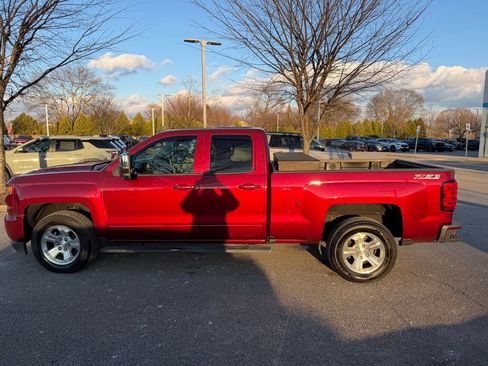 Used 2017 Chevrolet Silverado 1500 LT w/ All Star Edition image 8