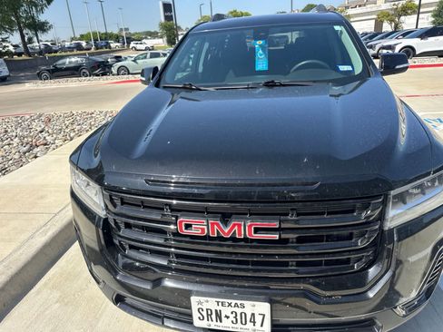 Used 2023 GMC Acadia SLE w/ Driver Convenience Package AWD/4WD image 2