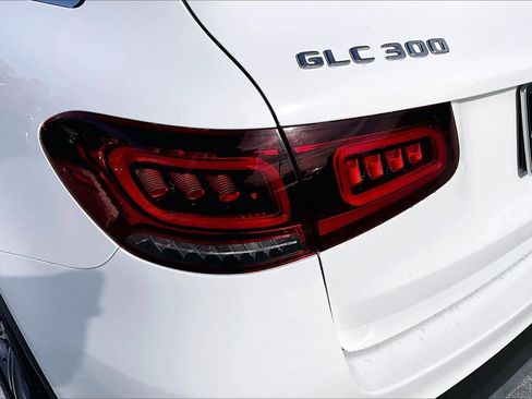 Used 2022 Mercedes-Benz GLC 300 image 26