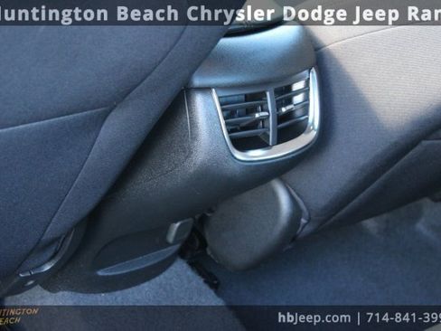 Used 2023 Chevrolet Malibu LT image 35