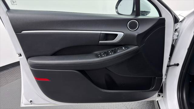Used 2025 Hyundai Sonata SEL FWD image 13