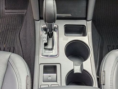 Used 2019 Subaru Outback 3.6R Limited image 17