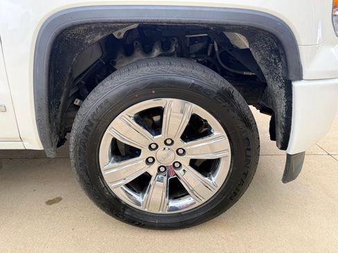 Used 2015 GMC Sierra 1500 Denali AWD/4WD image 24