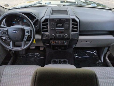 Used 2017 Ford F150 XLT AWD/4WD image 14