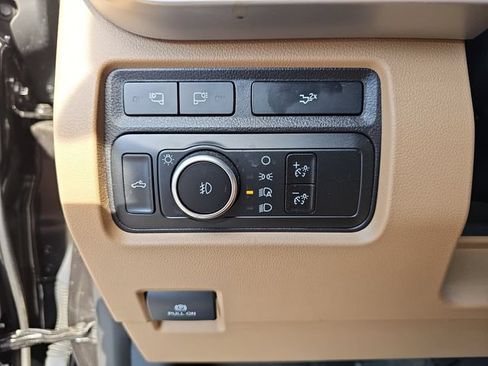 Used 2024 Ford F250 XLT w/ XLT Premium Package AWD/4WD image 29