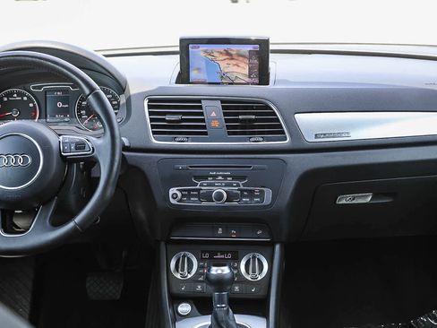 Used 2015 Audi Q3 2.0T Prestige w/ Prestige Package AWD/4WD image 13