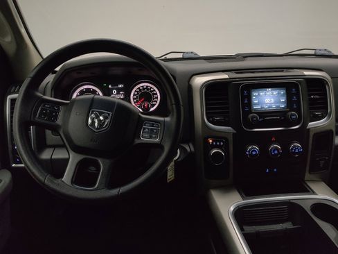 Used 2017 RAM 1500 Classic SLT image 22