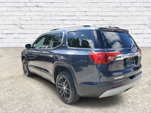 Used 2019 GMC Acadia SLT image 2