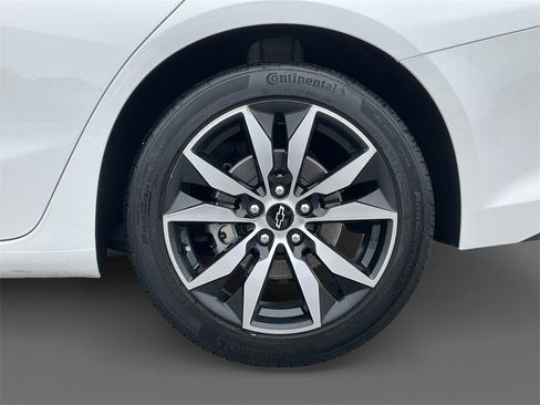 Used 2024 Chevrolet Malibu RS image 8