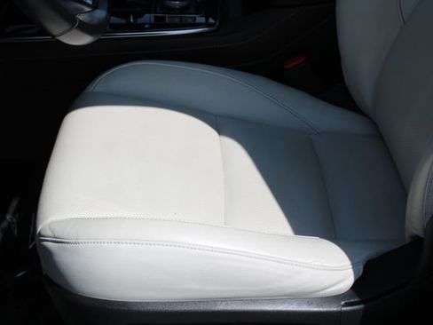 Used 2023 MAZDA CX-30 AWD 2.5 S w/ Premium Package image 32