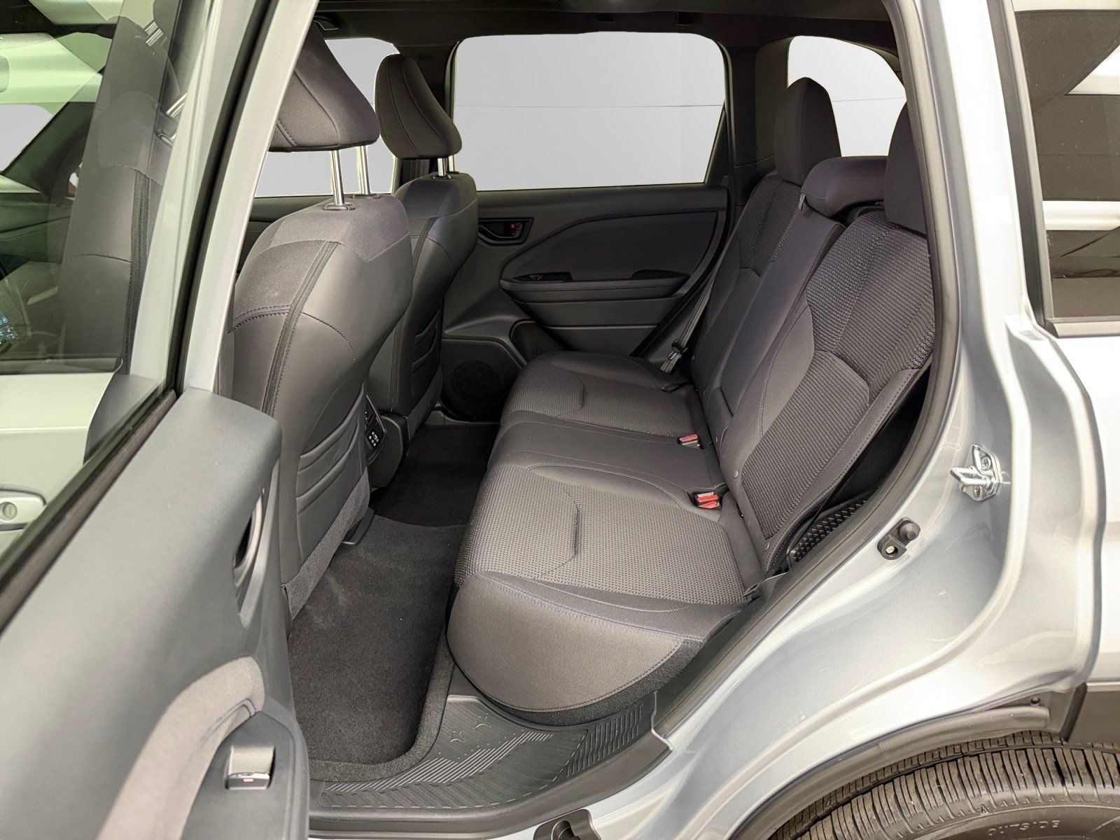 Used 2025 Subaru Forester Premium AWD/4WD image 13