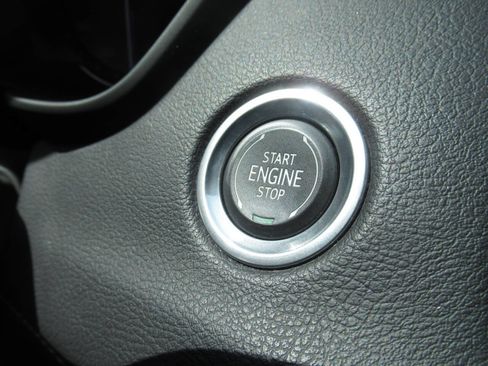 Used 2020 Cadillac XT4 Premium Luxury w/ Driver Awareness Package image 25