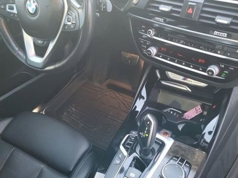 Used 2018 BMW X3 M40i w/ Premium Package image 10