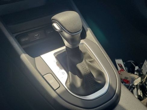Used 2023 Kia Forte LXS w/ LXS Technology Package FWD image 35