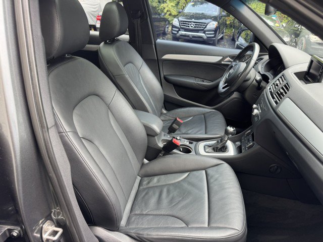 Used 2018 Audi Q3 2.0T Premium FWD image 35