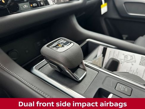 New 2025 Nissan Pathfinder SL image 29