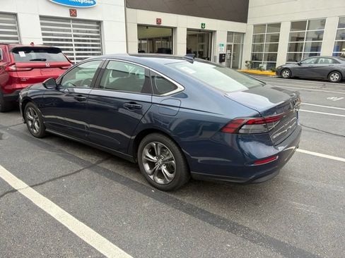 Used 2024 Honda Accord EX image 3