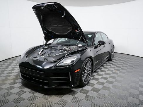 New 2026 Porsche Panamera image 32