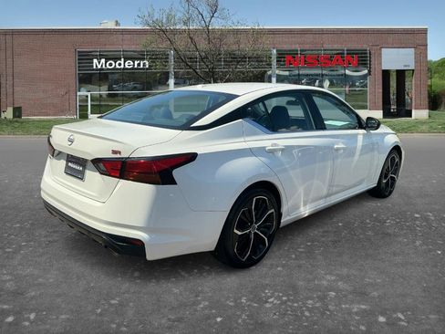 Certified 2024 Nissan Altima 2.5 SR FWD image 5