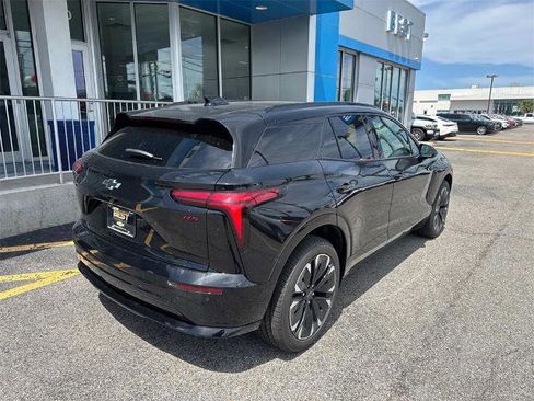 New 2025 Chevrolet Blazer EV RS image 7