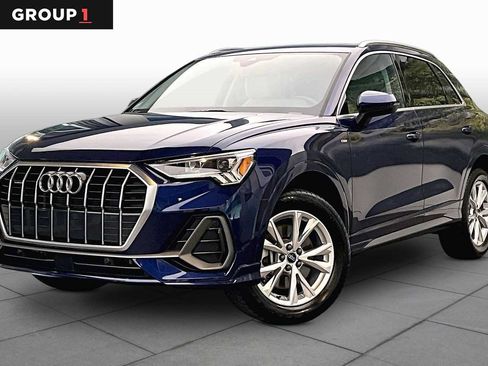 Certified 2024 Audi Q3 2.0T Premium w/ Convenience Package AWD/4WD image 1