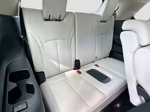 Certified 2026 INFINITI QX60 Luxe w/ Cargo Package FWD image 30