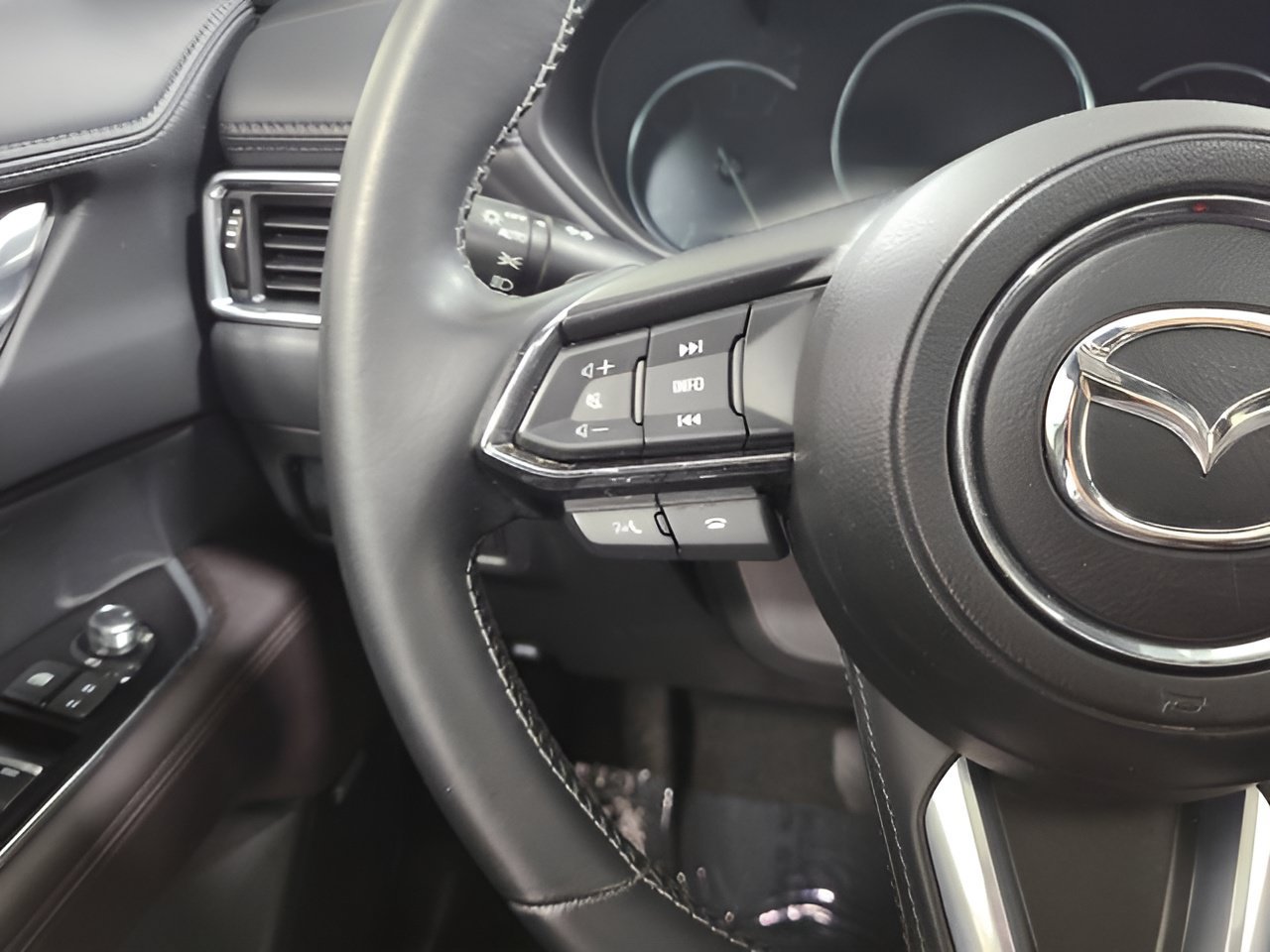 Used 2022 MAZDA CX-5 Signature AWD/4WD image 27