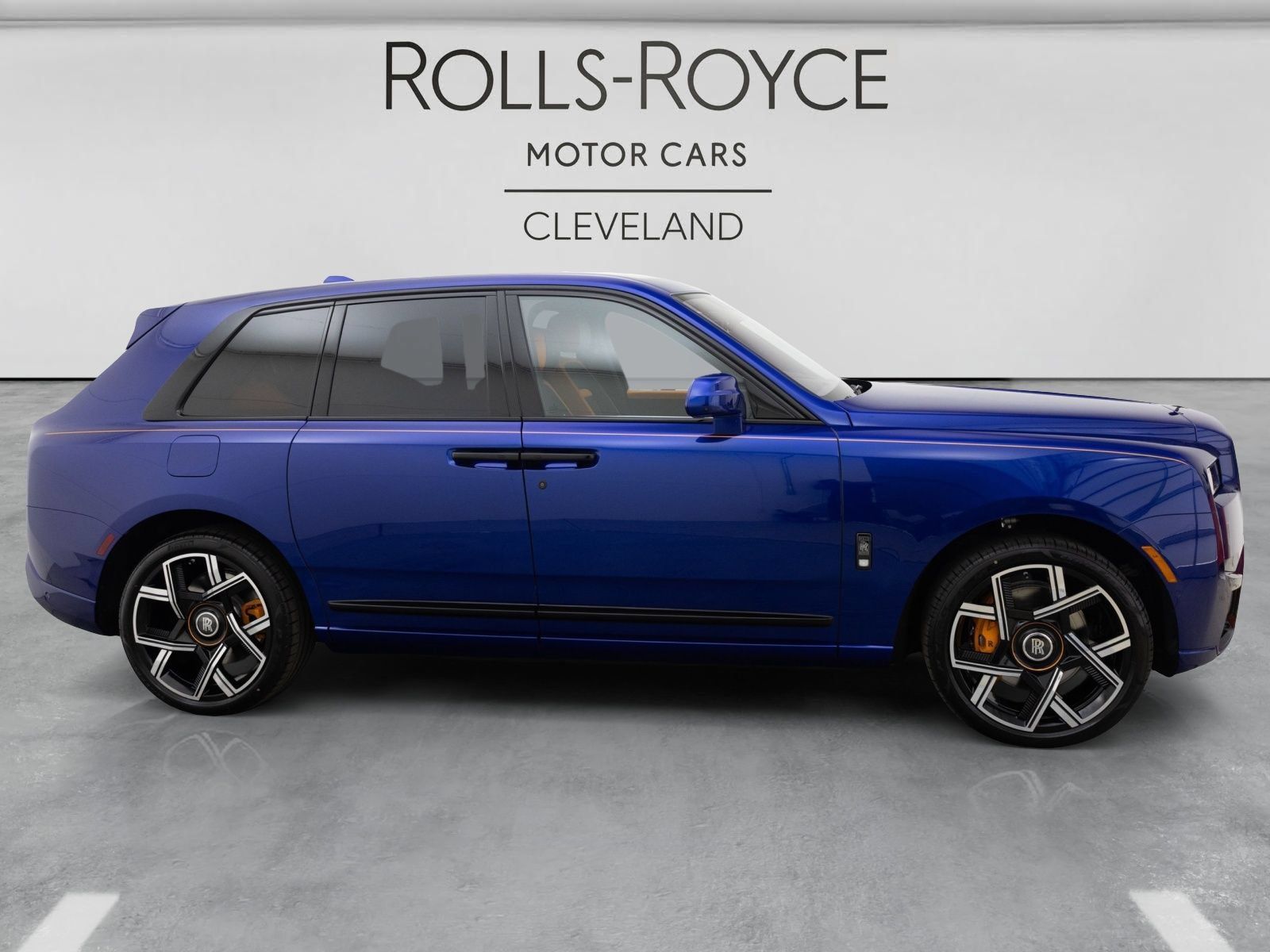New 2027 Rolls-Royce Cullinan Black Badge AWD/4WD image 4