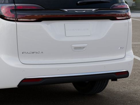 New 2027 Chrysler Pacifica Select AWD/4WD image 39