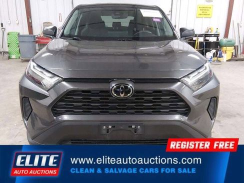Used 2023 Toyota RAV4 LE AWD/4WD image 24